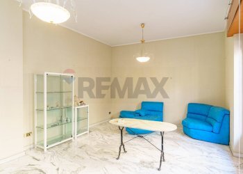 Soggiorno - Appartamento via Filippo Brunelleschi
 
104, Adrano - foto 26