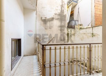 Balcone - Appartamento via Filippo Brunelleschi
 
104, Adrano - foto 27