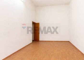 Stanza vuota - Appartamento via Filippo Brunelleschi
 
104, Adrano - foto 44