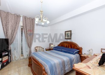 Camera / camera da letto - Trilocale via vittorio emanuele
 
330, Aci Catena - foto 5