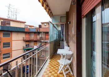 Balcone - Trilocale via vittorio emanuele
 
330, Aci Catena - foto 16