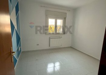 CAMERA 2 - Appartamento VIA PIERSANTI MATTARELLA
 
3/B, Caltanissetta - foto 1