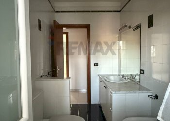 BAGNO - Appartamento VIA PIERSANTI MATTARELLA
 
3/B, Caltanissetta - foto 7