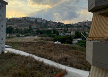 BALCONE-PANORAMA - Appartamento VIA PIERSANTI MATTARELLA
 
3/B, Caltanissetta - foto 13