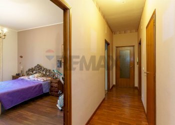 Hall / corridoio - Trilocale Via Vitaliano Brancati
 
20, Catania - foto 10