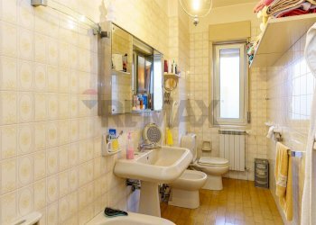 Bagno - Trilocale Via Vitaliano Brancati
 
20, Catania - foto 16