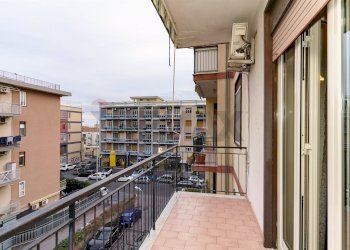 Balcone - Trilocale Via Vitaliano Brancati
 
20, Catania - foto 17