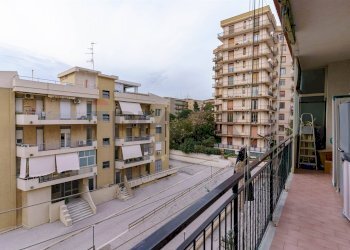 Balcone - Trilocale Via Vitaliano Brancati
 
20, Catania - foto 18