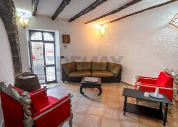 Soggiorno - Casa semi indipendente Piazza Piano Torre
 
6, Calatabiano - foto 3