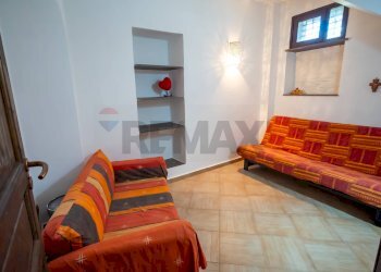 Soggiorno - Casa semi indipendente Piazza Piano Torre
 
6, Calatabiano - foto 9