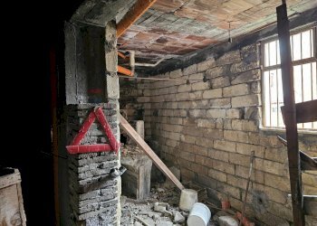 Scale - Locale Commerciale Via Marchese
34, Misterbianco - foto 12