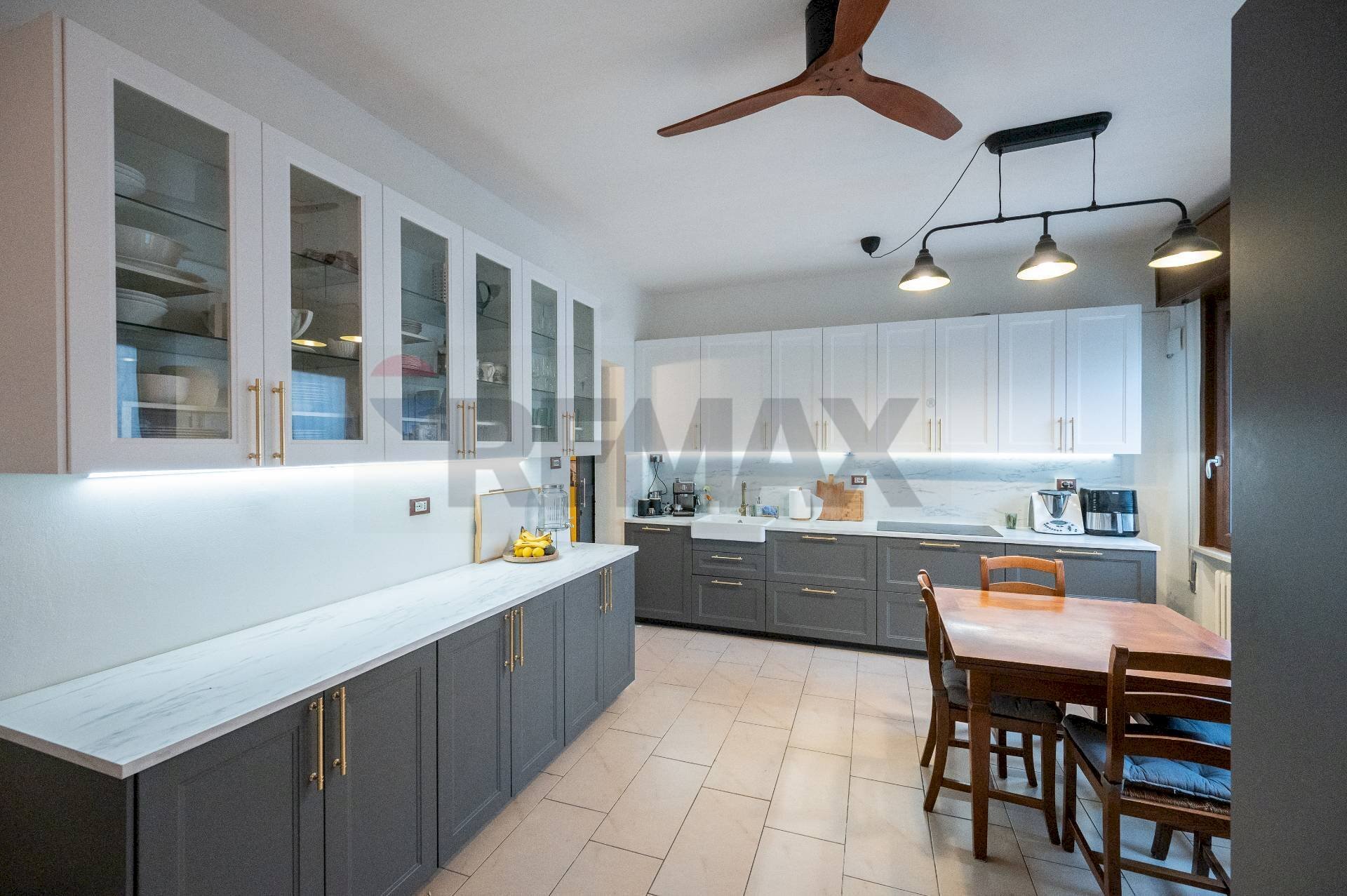 Cucina - Semi-detached house VIA XXIV APRILE
 
6, Commessaggio - photo 2