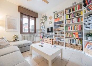 Soggiorno - Casa semi indipendente VIA XXIV APRILE
 
6, Commessaggio - foto 12