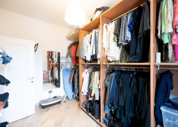 Cabina armadio - Casa semi indipendente VIA XXIV APRILE
 
6, Commessaggio - foto 32