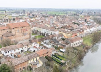 Edificio all\'aperto - Casa semi indipendente VIA XXIV APRILE
 
6, Commessaggio - foto 64