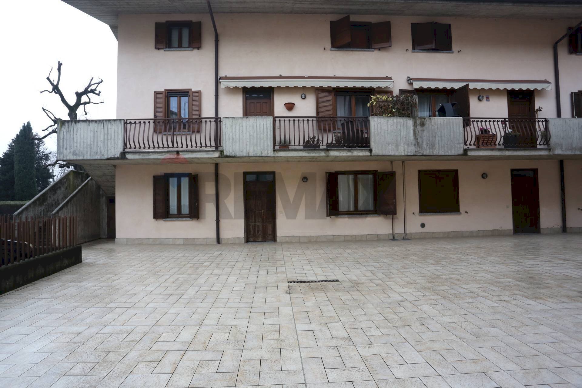 Edificio all\'aperto - Three-room apartment via Capersegno
 
6, Presezzo - photo 2