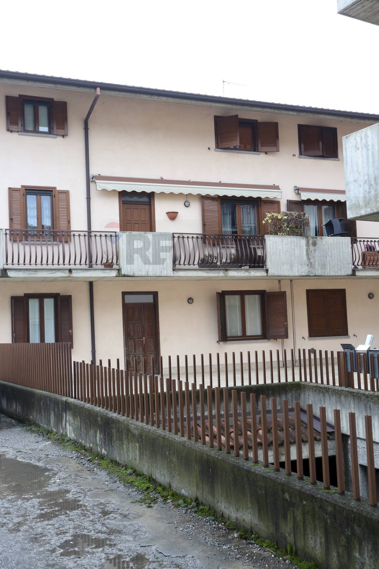 Edificio all\'aperto - Three-room apartment via Capersegno
 
6, Presezzo - photo 3