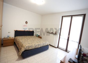 Camera / camera da letto - Trilocale via Capersegno
 
6, Presezzo - foto 7