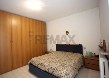 Camera / camera da letto - Trilocale via Capersegno
 
6, Presezzo - foto 9