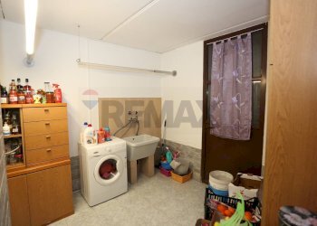 Lavanderia - Trilocale via Capersegno
 
6, Presezzo - foto 13