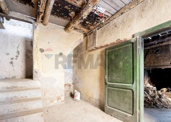 Scale - Rustico VIA BRUGHIERA
 
38, Palazzago - foto 12