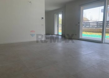 Stanza vuota - Quadrilocale Pzza Libertà, Stezzano - foto 3