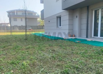 Giardino - Quadrilocale Pzza Libertà, Stezzano - foto 8