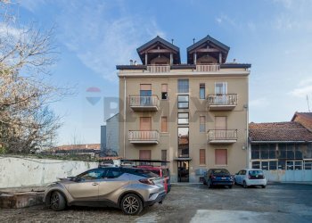 Edificio all\'aperto - Four-room apartment vicolo del castello
 
1, Settimo Torinese - photo 30