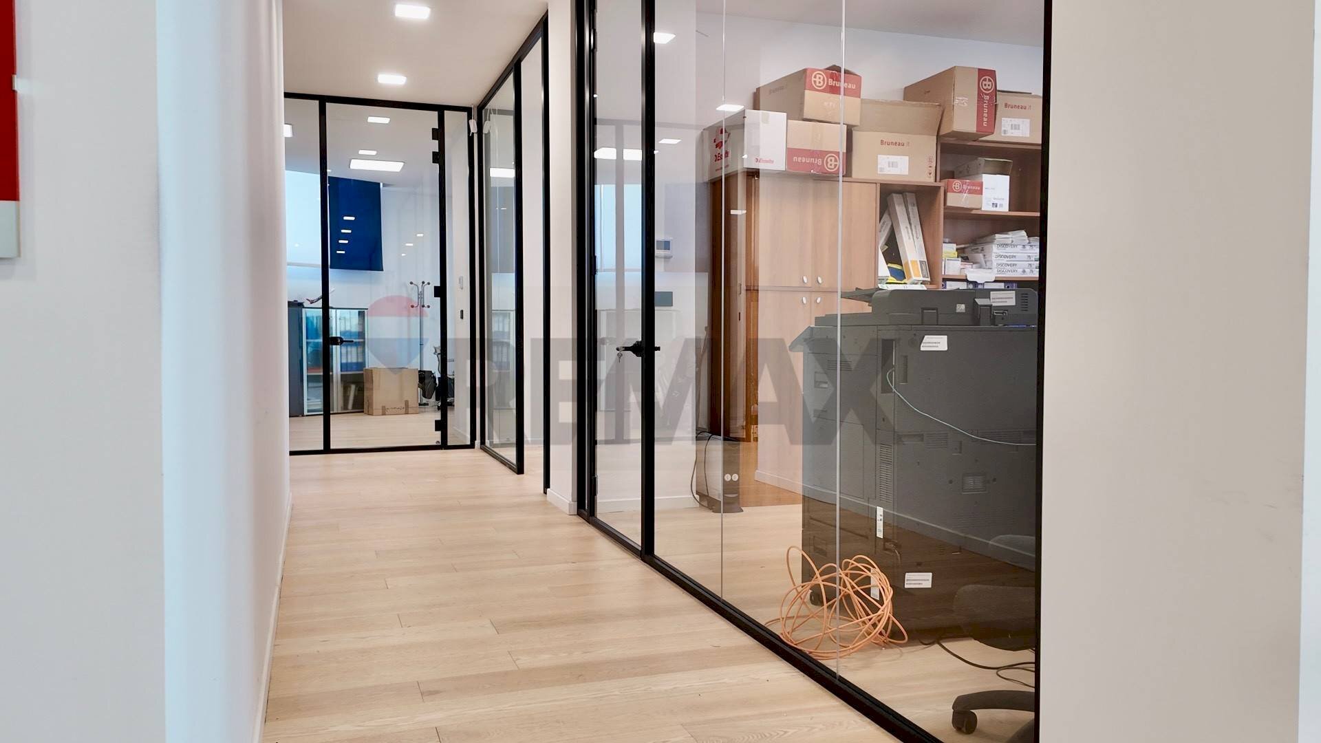 Hall / corridoio - Commercial Premises via Velino
 
1, Ancona - photo 3