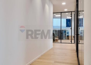 Hall / corridoio - Commercial Premises via Velino
 
1, Ancona - photo 7