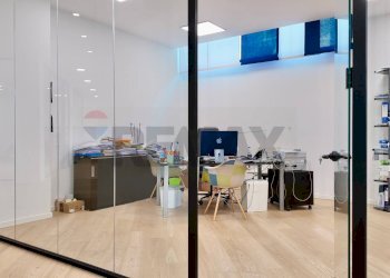 Ufficio - Commercial Premises via Velino
 
1, Ancona - photo 14