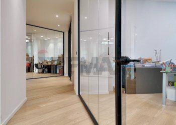 Hall / corridoio - Commercial Premises via Velino
 
1, Ancona - photo 16