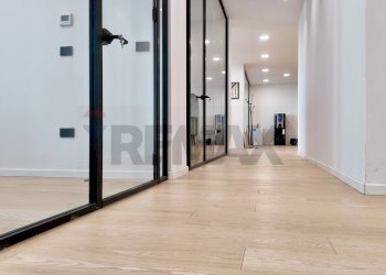 Hall / corridoio - Commercial Premises via Velino
 
1, Ancona - photo 20