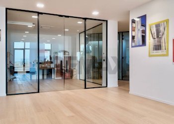 Ricezione / Lobby - Commercial Premises via Velino
 
1, Ancona - photo 30