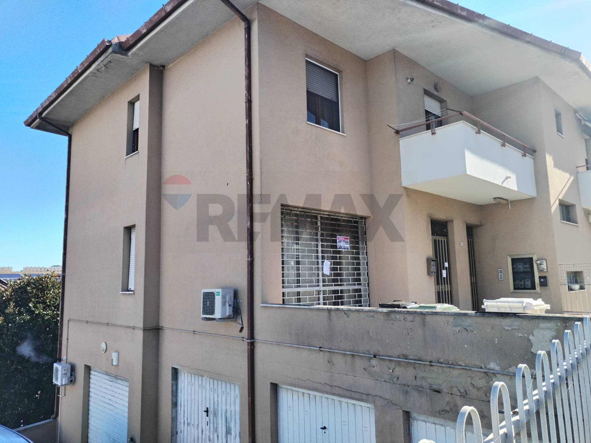 Edificio all\'aperto - Ufficio Ancona - foto 1