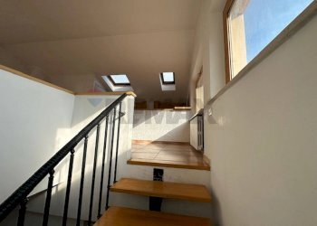 Scale - Apartment Via Verdi
 
10/B, Falconara Marittima - photo 11