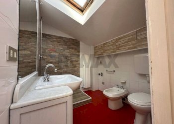 Bagno mansarda - Apartment Via Verdi
 
10/B, Falconara Marittima - photo 15