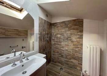 Bagno mansarda - Apartment Via Verdi
 
10/B, Falconara Marittima - photo 16