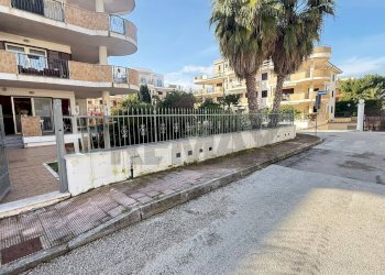 Edificio all\'aperto - Trilocale Viale Italia, Vieste - foto 25