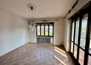 Soggiorno - Casa semi indipendente via circonvallazione
 
1, Feletto - foto 2