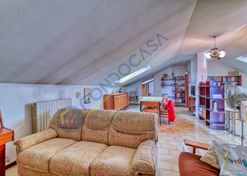 Foto 3 - Trilocale Via Crivelli
 
25, Varedo - foto 3