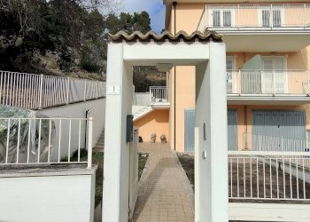 Foto 4 - Villa a Schiera Via delle Paranze
 
1, Acquaviva Picena - foto 4