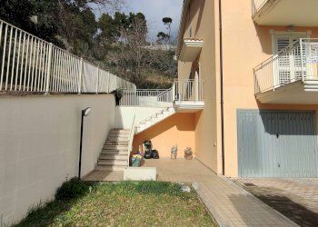 Foto 8 - Villa a Schiera Via delle Paranze
 
1, Acquaviva Picena - foto 8