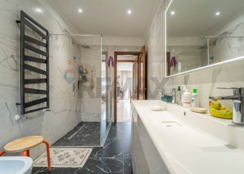 Bagno - Trilocale Via dei Nocchieri, Fiumicino - foto 9