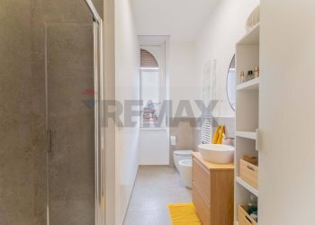 Bagno - Bilocale Via Montebello
 
3, Busto Arsizio - foto 15