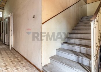 Scale - Casa indipendente VIA PADRE REGINALDO GIULIANI
 
6, Busto Arsizio - foto 25