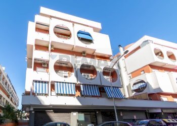 Edificio all\'aperto - Commercial Premises Via Danilo Stiepovich
 
264, Roma - photo 10