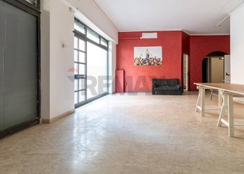 Stanza vuota - Commercial Premises Via Danilo Stiepovich
 
264, Roma - photo 14