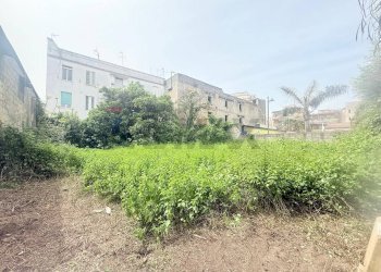 Giardino - Casa semi indipendente Via Francesco Bolvito
1, Napoli - foto 4