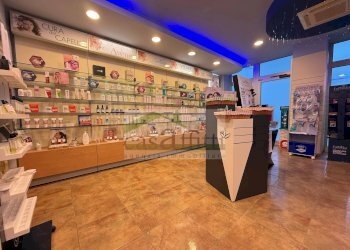 Foto 12 - Commercial Premises Via Papa Giovanni Paolo II
 
7, Chieti - photo 12